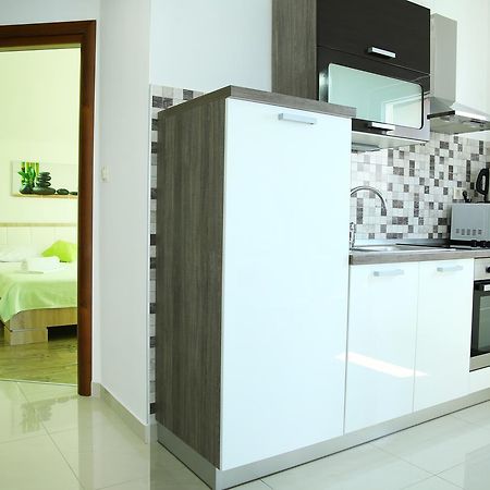 Apartments Nemira Exclusive Омиш Экстерьер фото