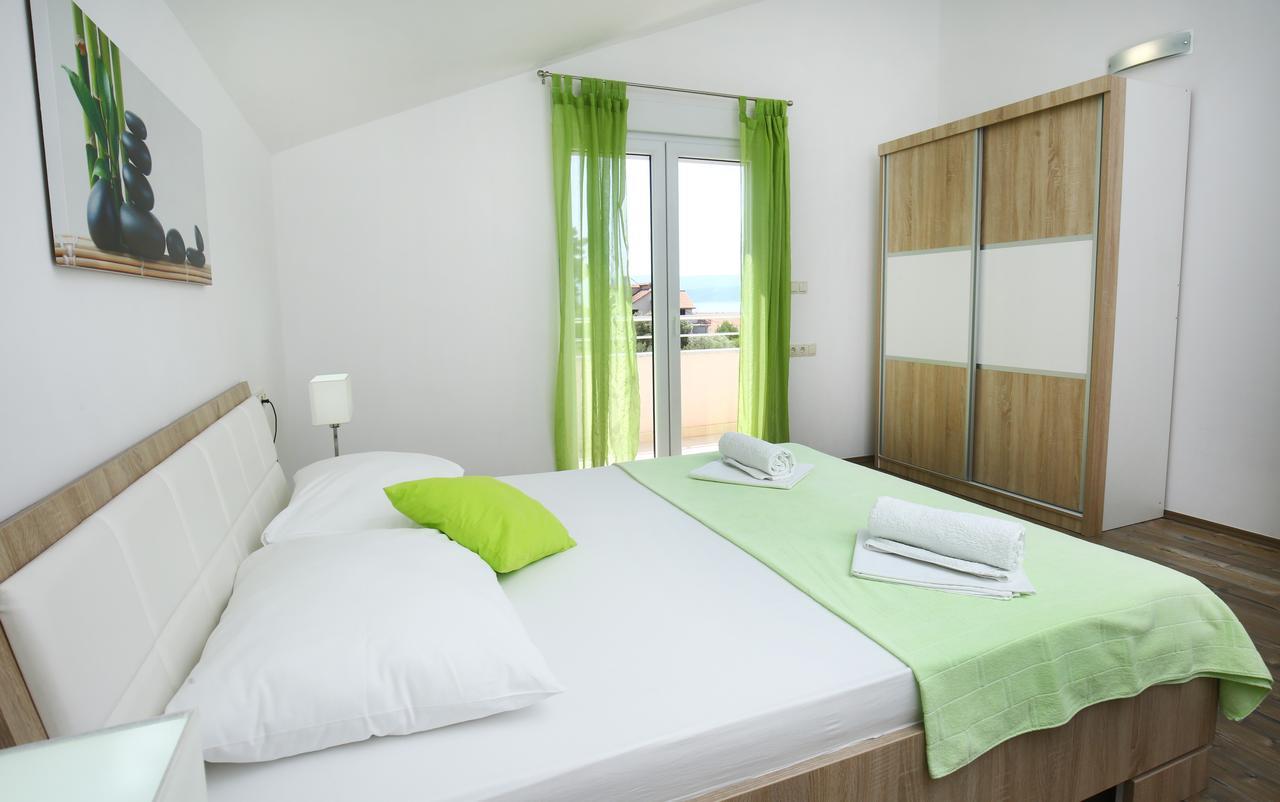 Apartments Nemira Exclusive Омиш Экстерьер фото